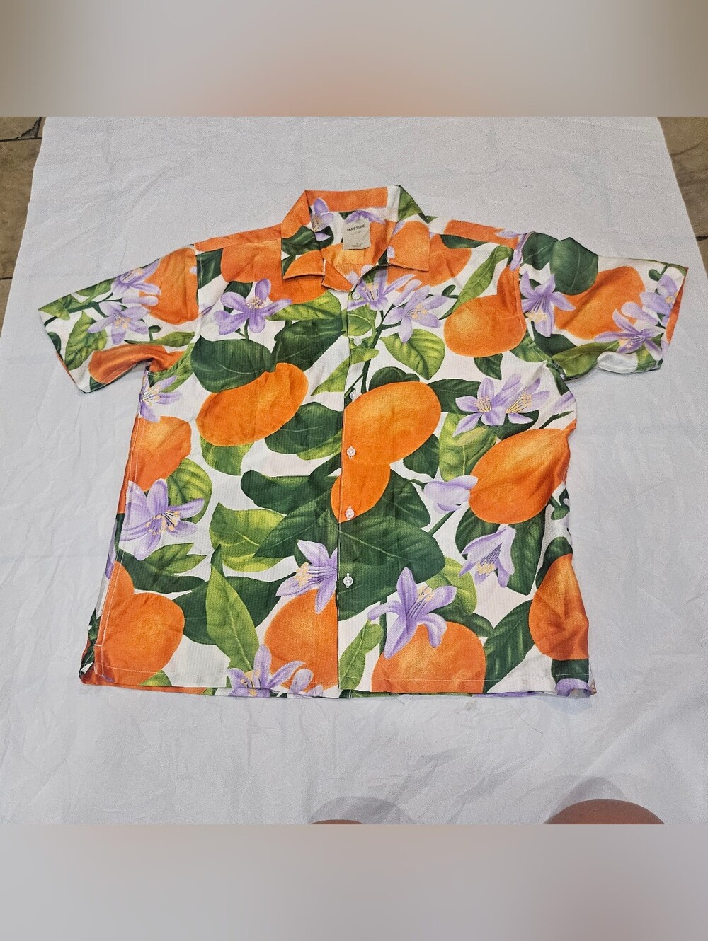Massive Luxury Men's Orange Floral Hawaiian Button Down Shirt Size L
